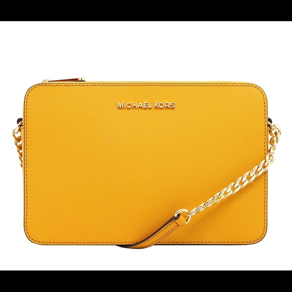Michael Kors Handbags - 💕NEW💕 MICHAEL KORS CROSSBODY